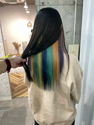 セミロング 有人/バレイヤージュ /シャドールーツのヘアスタイル