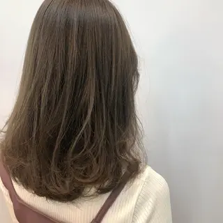 ミディアム kai .のヘアスタイル