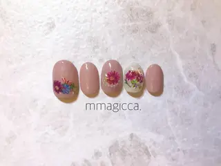 ネイル mmagicca. 【 まじか. 】のヘアスタイル