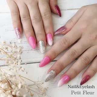 ネイル Petit Fleur所属・青柳 亜梨奈のマツエク・マツパデザイン