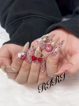 ネイル riri オーナーのネイルデザイン
