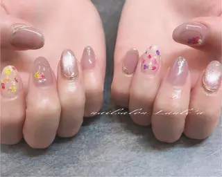 ネイル nailsalon Laule'aのネイルデザイン