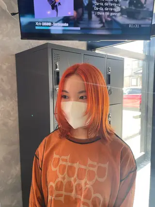 ミディアム 手塚 由佳のヘアスタイル