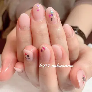 ネイル rokunana 佐野のネイルデザイン