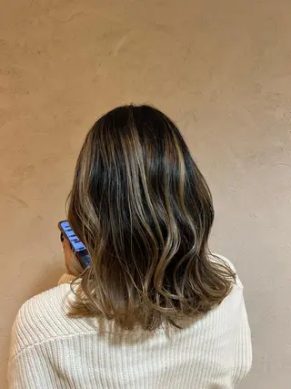 セミロング カラー 竹添 有梨沙のヘアスタイル
