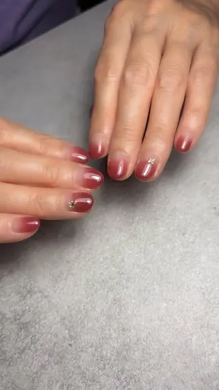 ネイル 関山 志乃のネイルデザイン