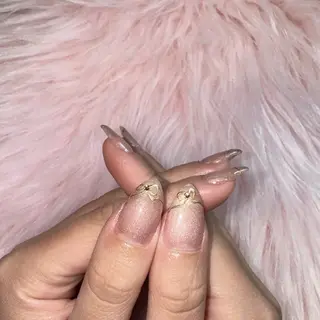 ネイル RIEKO🍒 ワンホン♡推しネイルのネイルデザイン