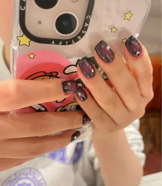 ショート 🫧Sunrich lu🤍のネイルデザイン