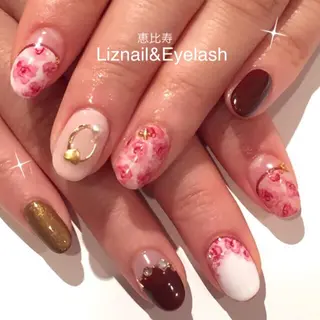 ネイル Rawr / saoriのネイルデザイン