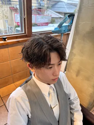 ミディアム パーマ メンズ メンズカットパーマ ✂️ JOYAのヘアスタイル