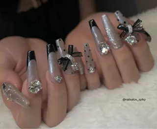 ネイル Spiky とうげ ふうかのネイルデザイン
