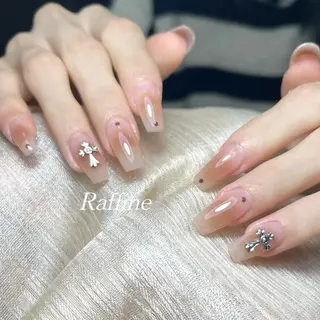 ネイル RAFFINE haru🦋🩵のネイルデザイン