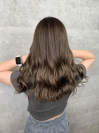 セミロング カラー mimiiy梅田 中崎町ハイトーンのヘアスタイル