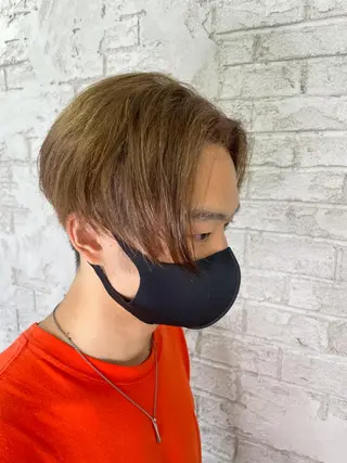 ショート カラー メンズ ブリーチ特化 ハイトーンRYOYAのヘアスタイル