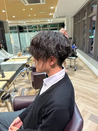 メンズ メンズ特化/フェザー /パーマ/伊勢元のヘアスタイル