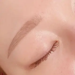 アイブロウ merfie所属・merfie メルフィーのマツエク・マツパデザイン