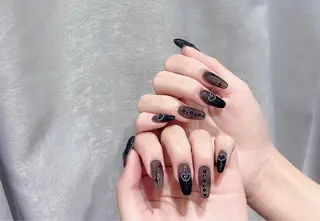 ネイル Glow Nail スカルプ専門店のネイルデザイン