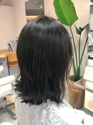 ミディアム 阿部 美咲のヘアスタイル