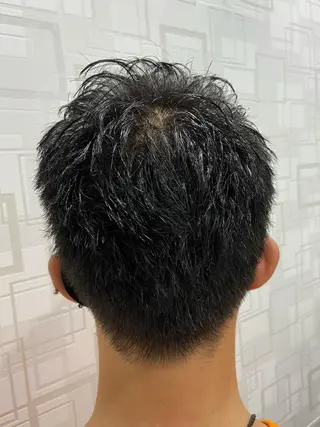 ショート カットパーマ✂️ 小坂田玲亜のヘアスタイル