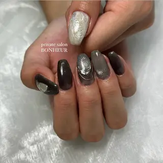 ネイル BONHEUR Annaのネイルデザイン