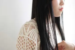 カラー 束感まつぱ🥑🤍 NATUKI🤍のマツエク・マツパデザイン