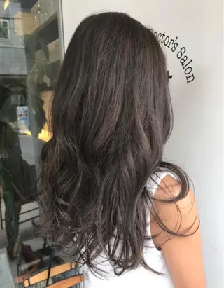 ロング カラー ひろせ かなのヘアスタイル