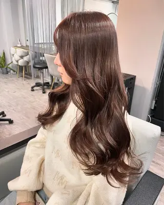 ロング sherry【シェリー】所属・miho 大国町 柔らかハイトーン💛のヘアスタイル