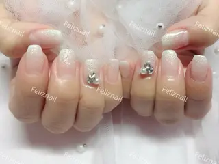 ネイル ユキカ （ネイリスト）のネイルデザイン