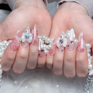 ネイル Maggie Nail🦩のネイルデザイン
