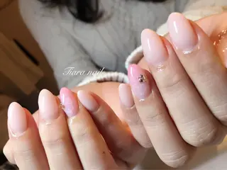 ネイル salon de Tiaraのネイルデザイン