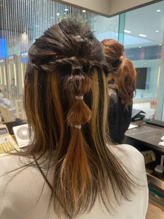 ミディアム ヘアアレンジ JEAN CLAUDE BIGUINE 横浜ベイクォーター店所属・Koharu 髪質改善カラーのヘアスタイル