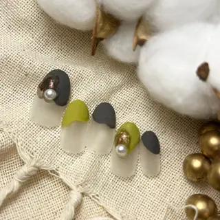 ネイル ⭐︎休業中の練習⭐︎ JNA認定講師髙橋のネイルデザイン