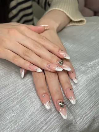 ネイル Lee Nails チップ長さだし専門店のネイルデザイン