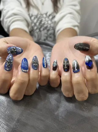 ネイル DEMAIN- 🌹のネイルデザイン