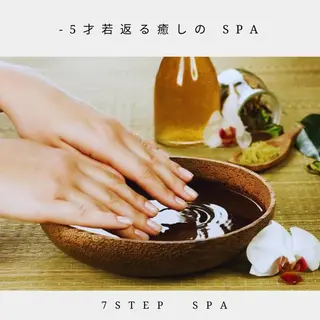 ネイル Rena colore'のネイルデザイン