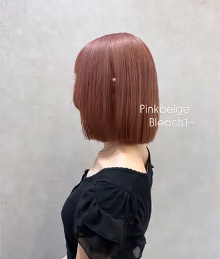 ミディアム karin ボブハイトーンのヘアスタイル