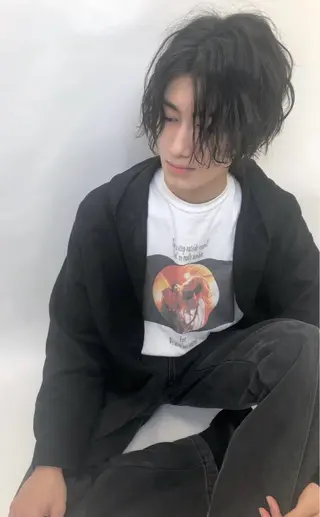 ミディアム メンズ メンズ レイヤー ウルフ 弓木啓輔のヘアスタイル