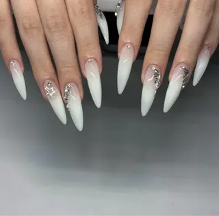 ネイル Lina nail所属・Lunaa 池袋のネイルデザイン