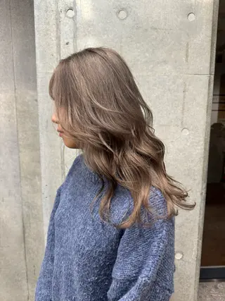 ロング 🎀ダブルカラー hinata🎀のヘアスタイル