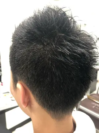 ショート NEXUS ZA FIRST 銀座所属・岡崎 隆晟のヘアスタイル