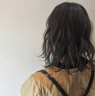 ミディアム カラー 似合わせカットカラー ♡佐藤捺美のヘアスタイル