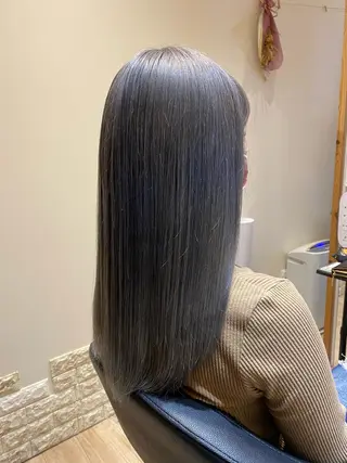 ロング カラー 関口 友行のヘアスタイル