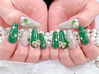 ネイル Merit メリット_のネイルデザイン