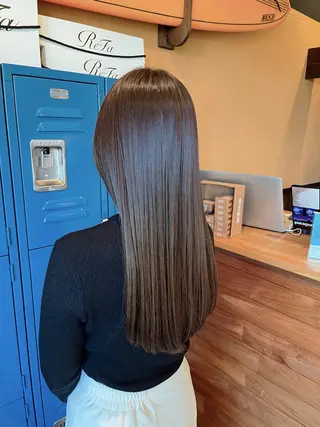 カラー 藤井 清香のヘアスタイル