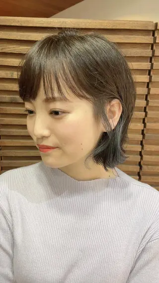 ミディアム Bleu所属・伊熊 美砂のヘアスタイル