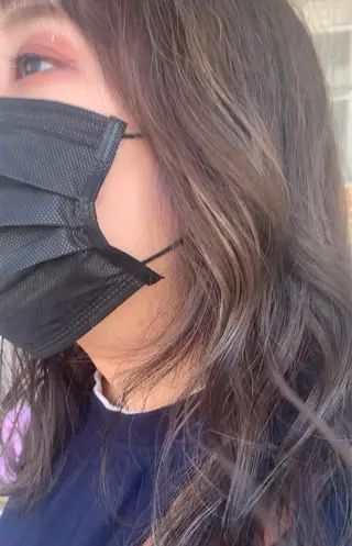 カラー Aya/四条烏丸/ インナーカラーのヘアスタイル