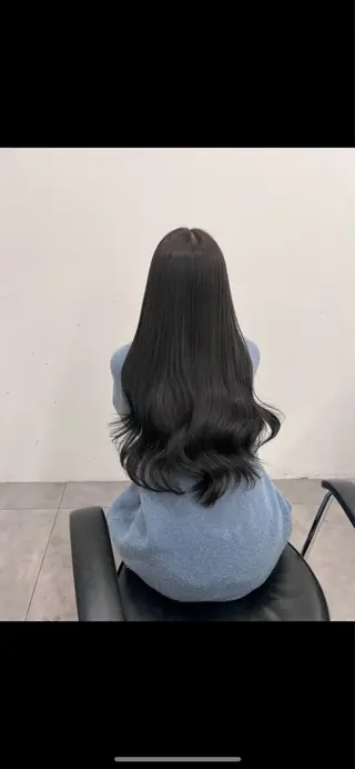 ロング しゅういち/赤み消し カラー特化のヘアスタイル