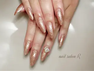 ネイル Nail Eyelash R所属・Nail Rのネイルデザイン