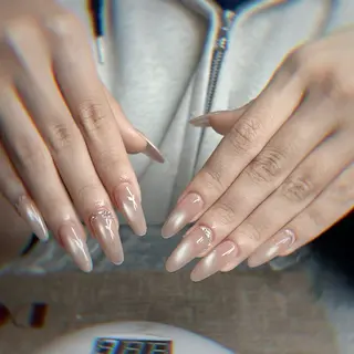 ネイル ANNA NAIL SALON所属・チャン ティ ジエンのネイルデザイン