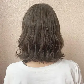 セミロング カラー 代表🎀 ふわモテ愛 され髪🩷yumiのヘアスタイル